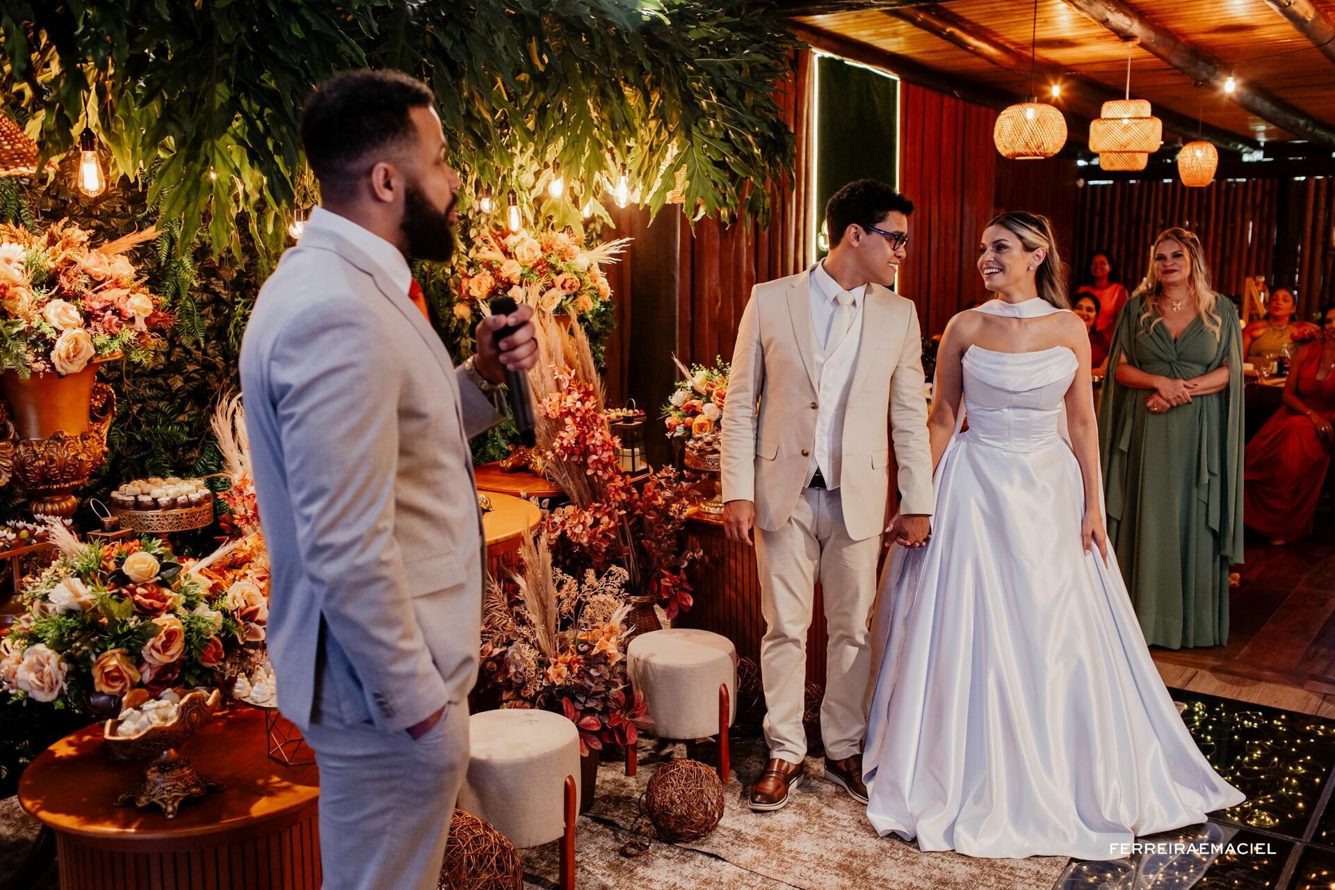 Foto Fotografia de Casamento – Stéfani e Caio – Sítio Girabas – Ermo – SC – Fotógrafo de Casamento em Araranguá e Região - Imagem 143