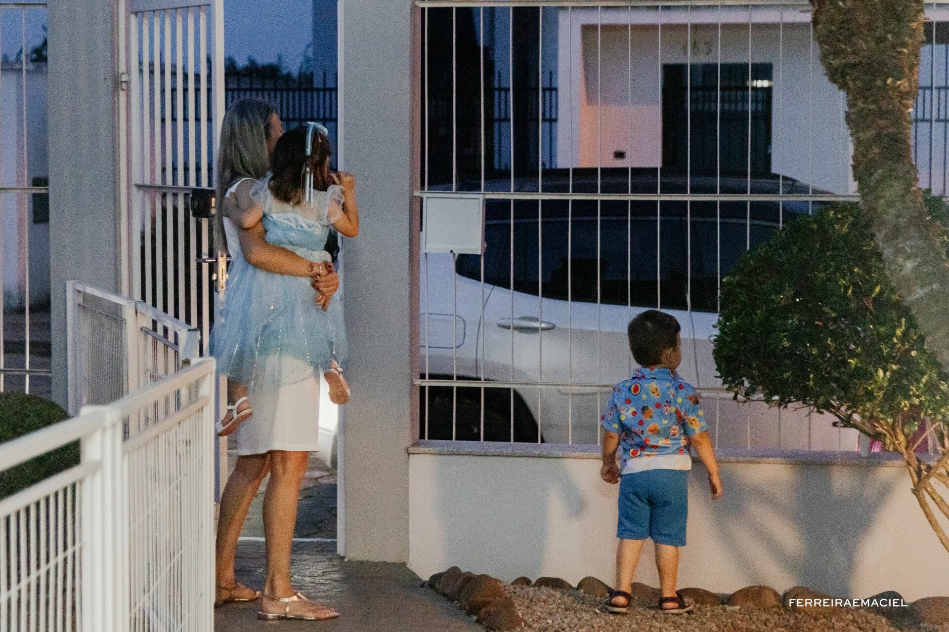 Foto Fotografia Aniversário Infantil de 3 anos da Isis e do Davi em comemoração intimista em casa em Araranguá SC - Imagem 34
