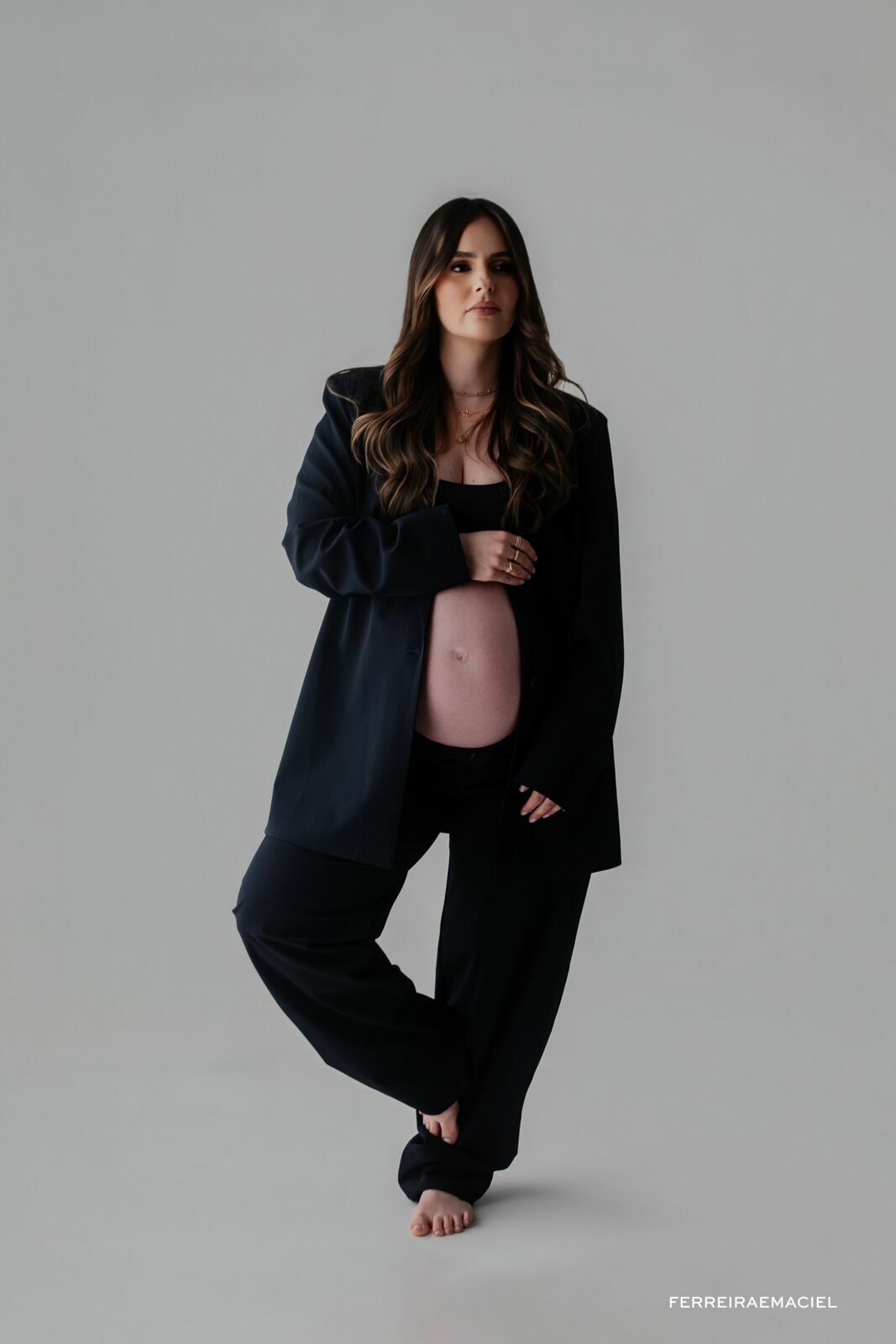 Foto Ensaio Gestante em Estúdio – Karina Mezzari – Fotografia Profissional e Produção de Moda – Araranguá SC - Imagem 35