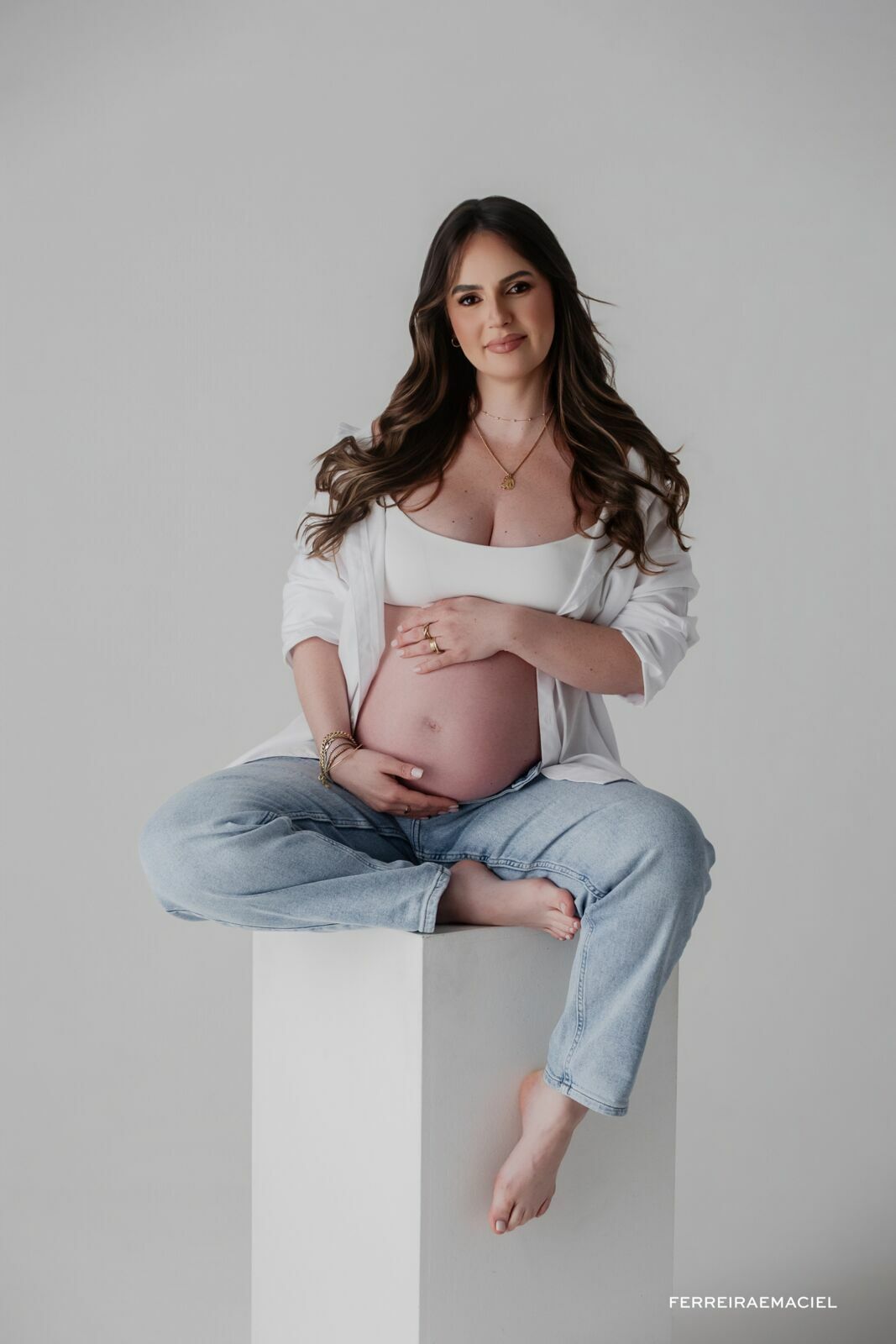 Foto Ensaio Gestante em Estúdio – Karina Mezzari – Fotografia Profissional e Produção de Moda – Araranguá SC - Imagem 21
