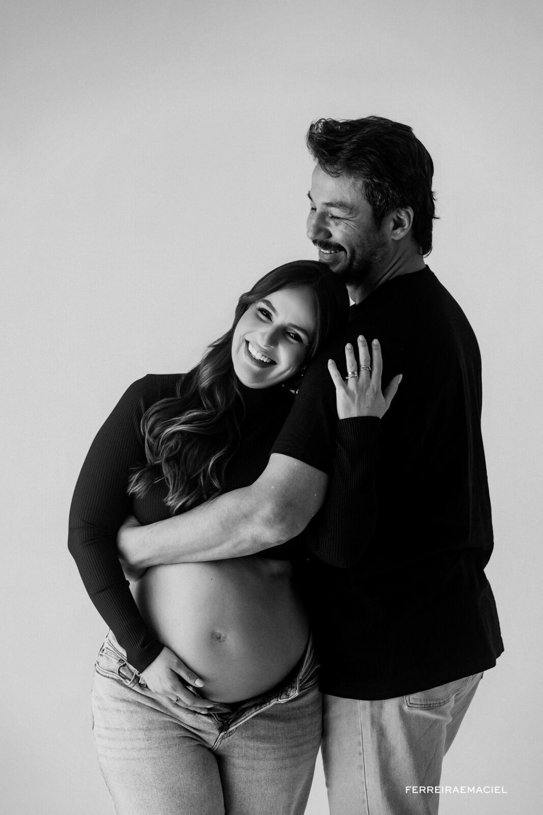 Foto Ensaio Gestante em Estúdio – Karina Mezzari – Fotografia Profissional e Produção de Moda – Araranguá SC - Imagem 26
