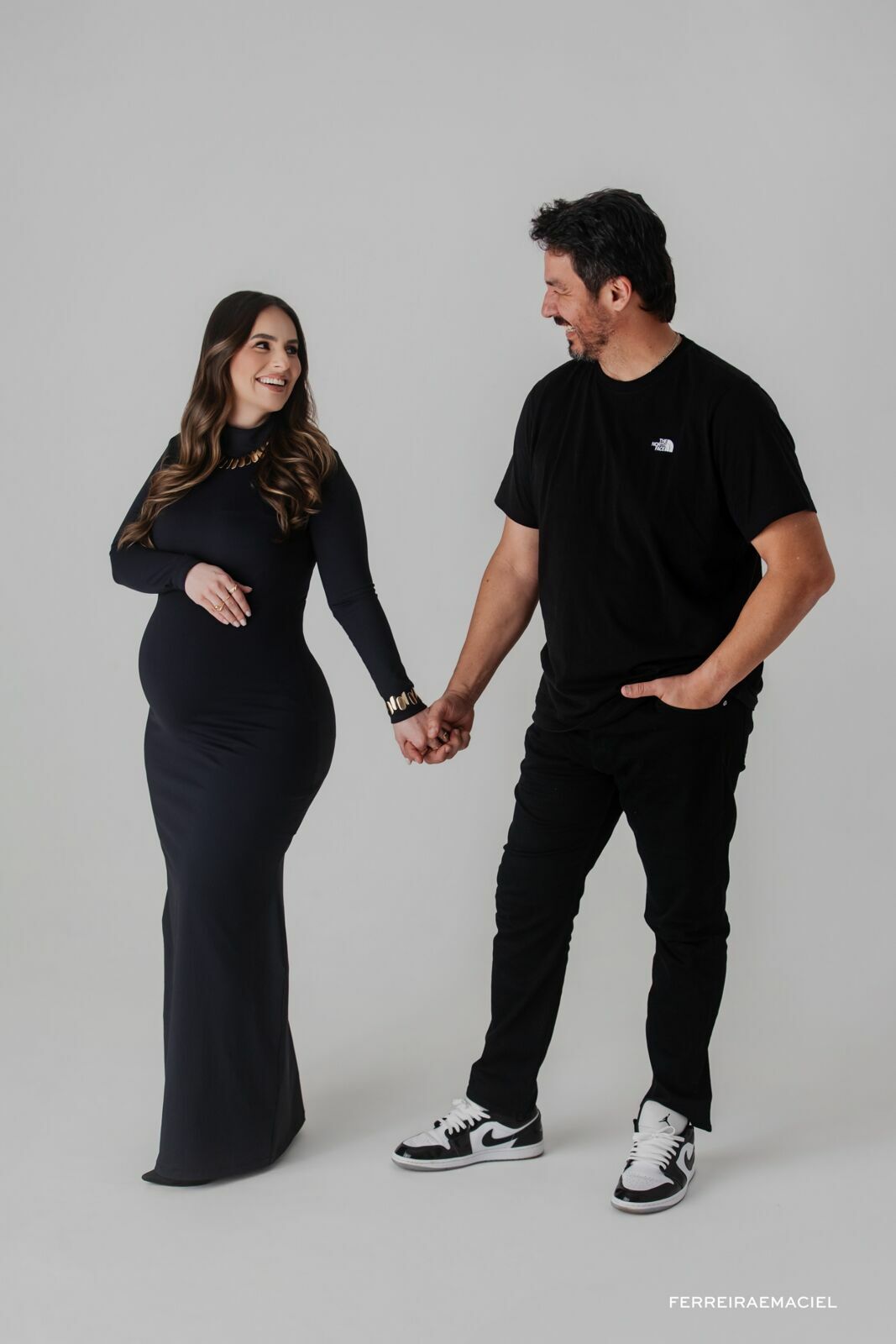 Foto Ensaio Gestante em Estúdio – Karina Mezzari – Fotografia Profissional e Produção de Moda – Araranguá SC - Imagem 0