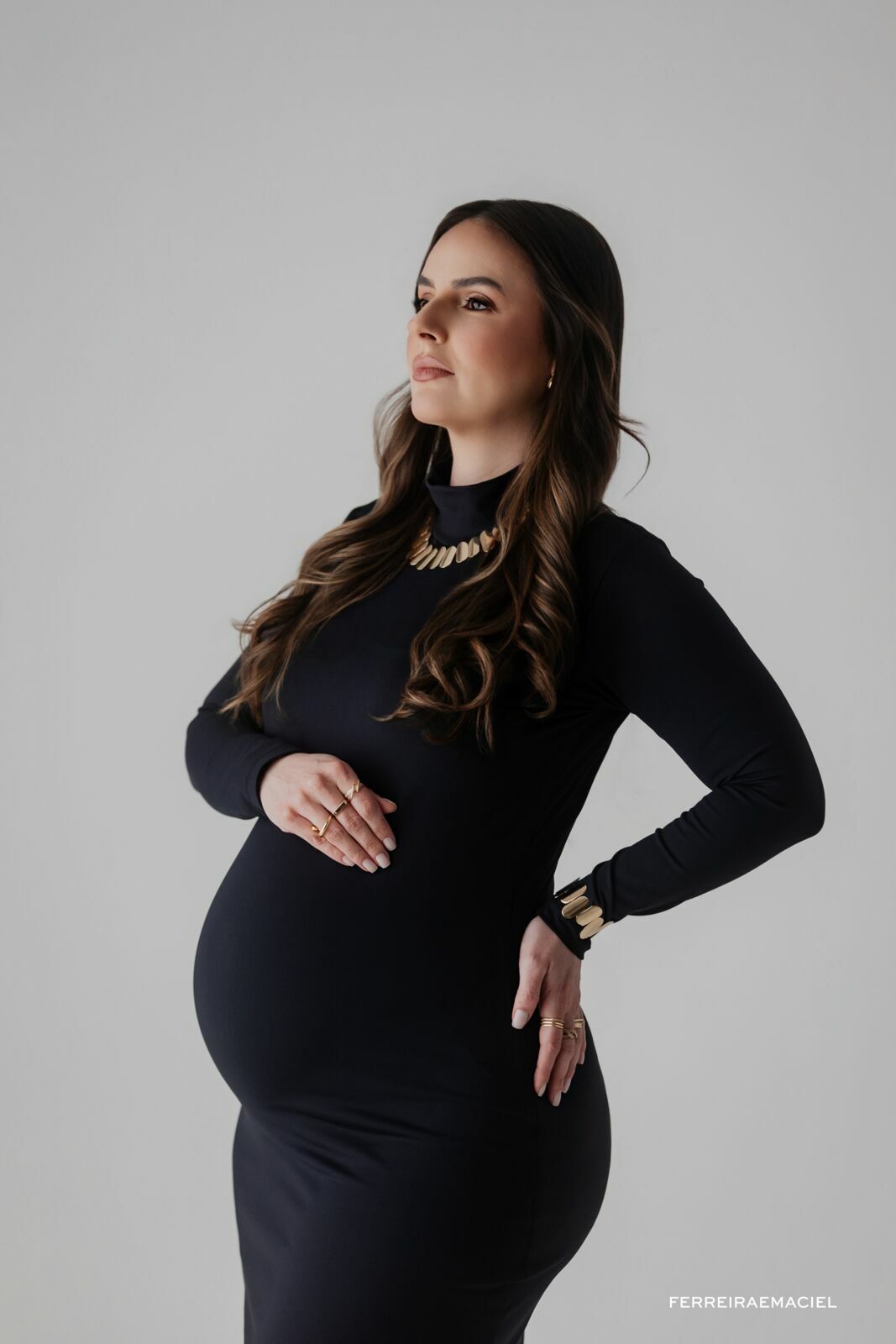 Foto Ensaio Gestante em Estúdio – Karina Mezzari – Fotografia Profissional e Produção de Moda – Araranguá SC - Imagem 12
